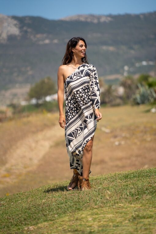 Vestido Azteca asimétrico negro