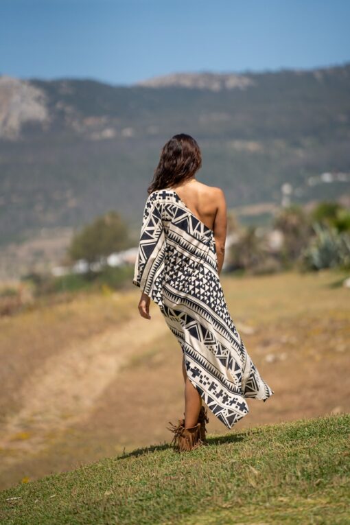 Vestido Azteca asimétrico negro - Imagen 2