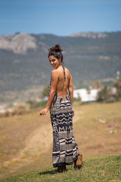 Mono Namibia open back negro