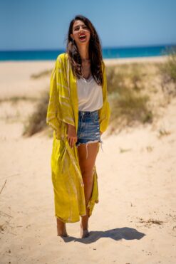 Kimono Hamoa amarillo